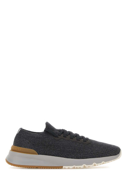 PAIR OF SNEAKERS SNEAKERS