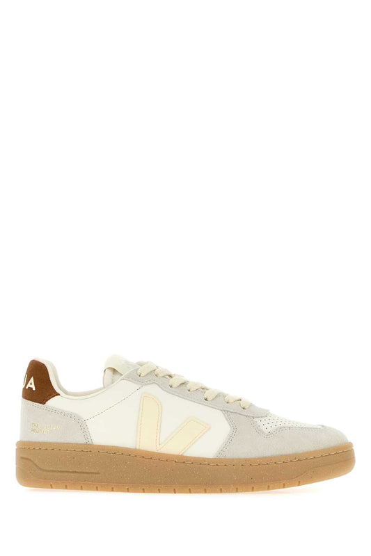 V-82 SNEAKERS