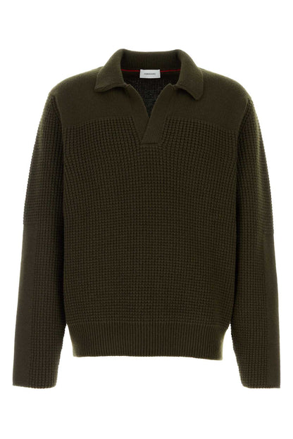 E KNITWEARS