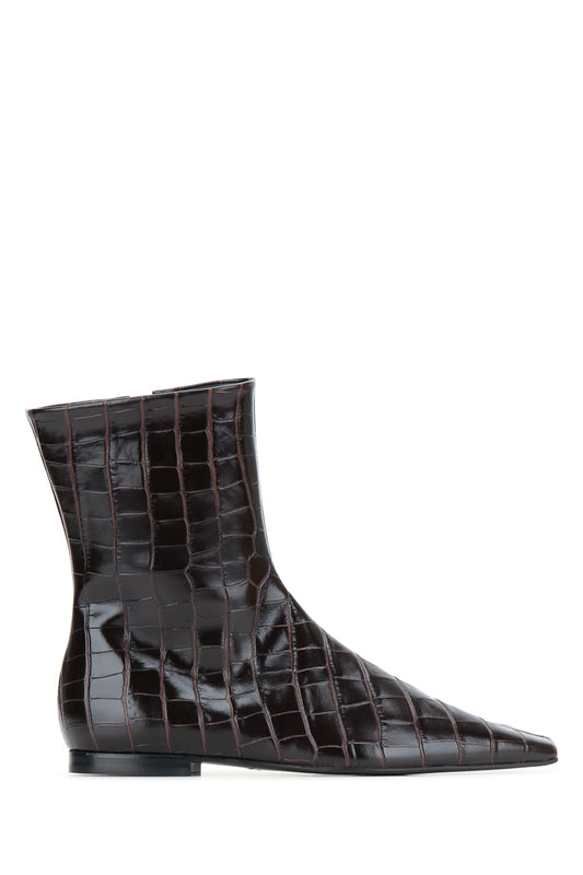 Toteme Zipped croco-embossed chelsea boots