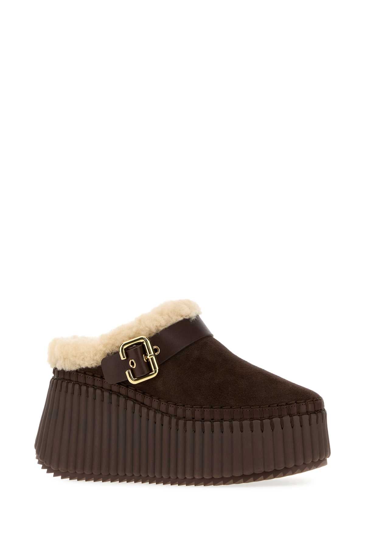 13C - NAMA SLIPPERS