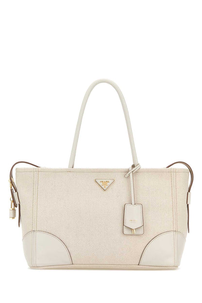 Prada Shopping
