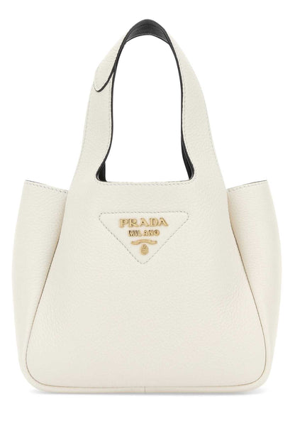 Prada Shopping