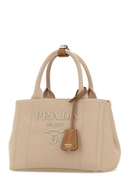 Prada Shopping