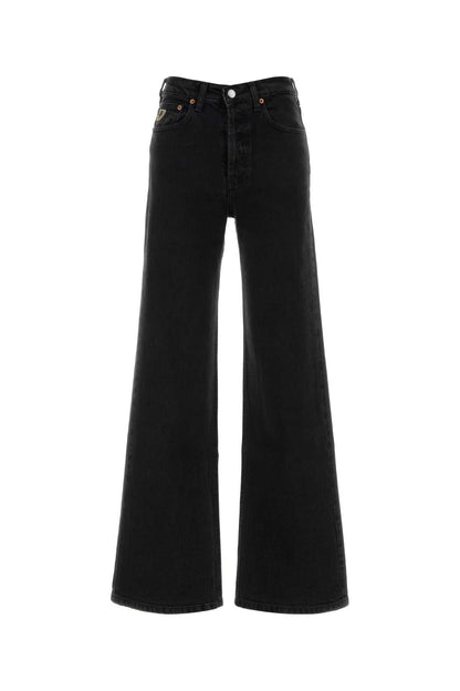 LINDSAY PALAZZO
8128 MERCURE BLACK
ONE
L34 - BLACK JEANS