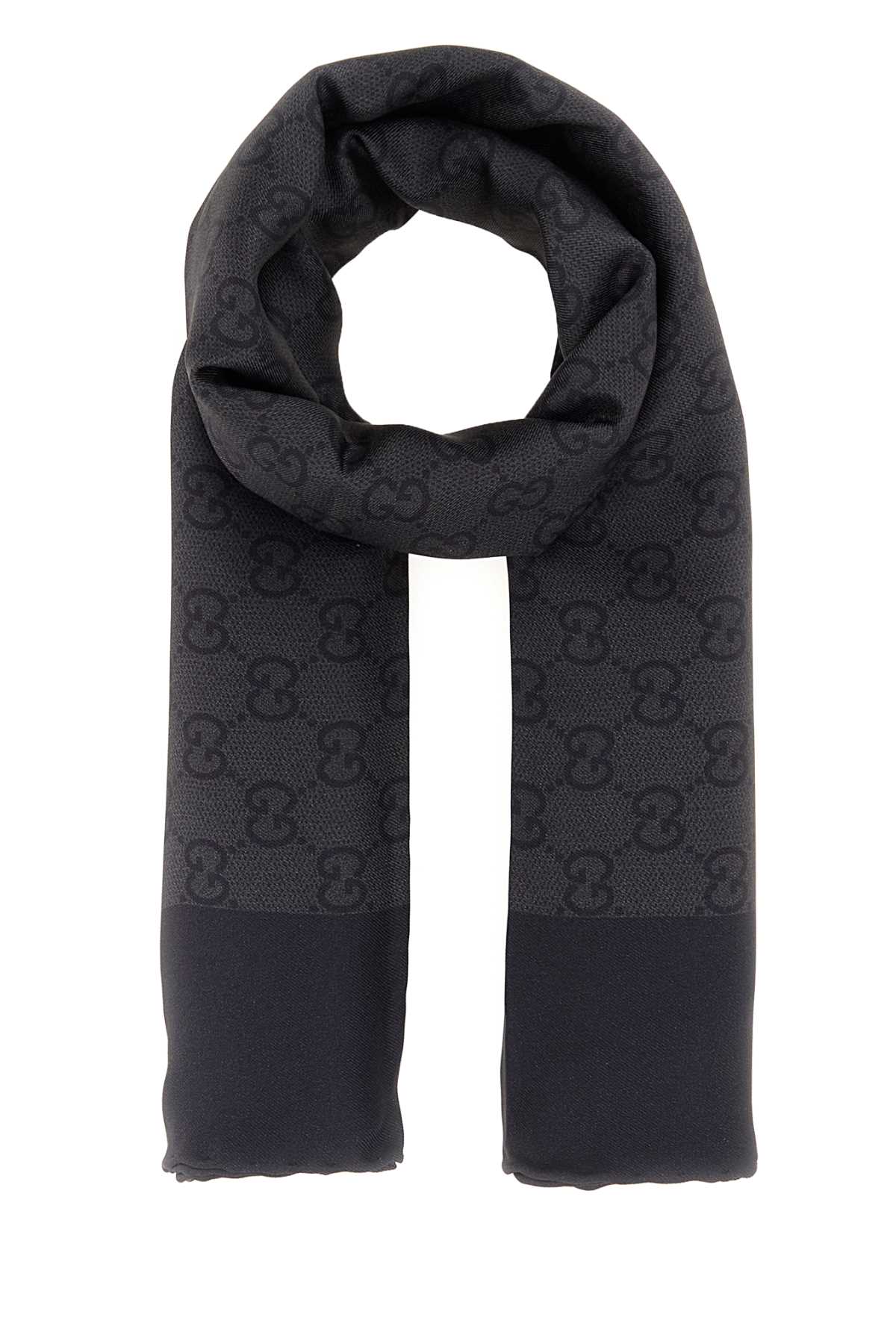 CARRE SCARFS AND FOULARDS