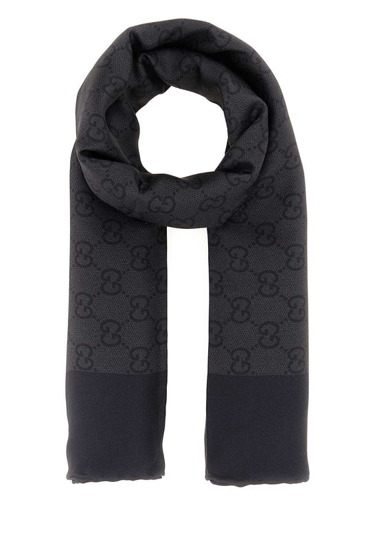 CARRE SCARFS AND FOULARDS
