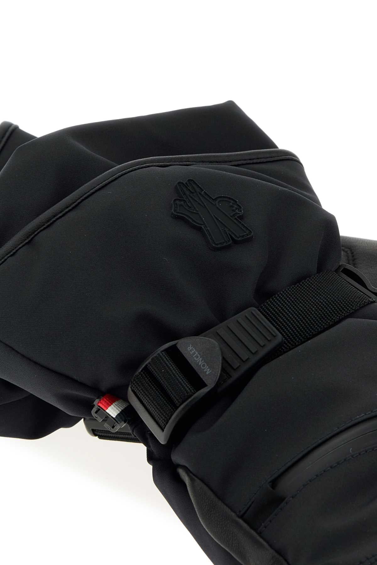 GLOVES GLOVES