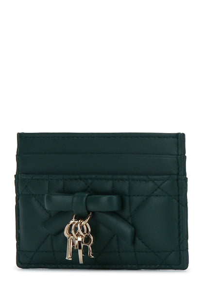 SMALL SHAPE CLUTCHES