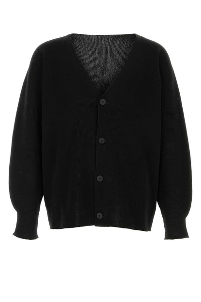 BASIC KNIT KNITWEARS