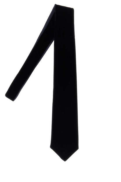 TIE TIES AND BOW TIES