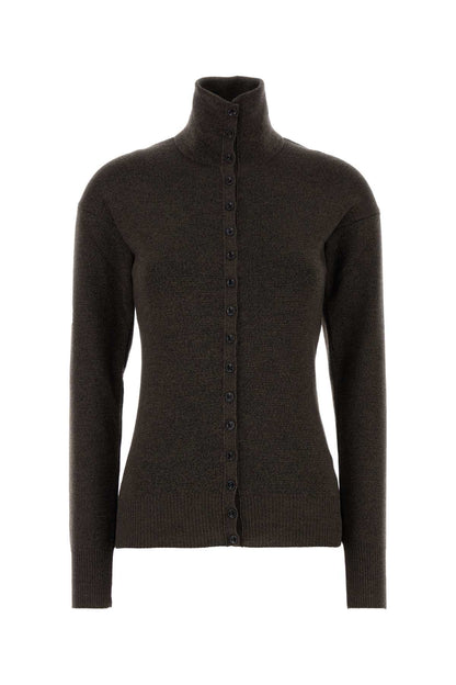 BUTTONED TOP KNITWEARS