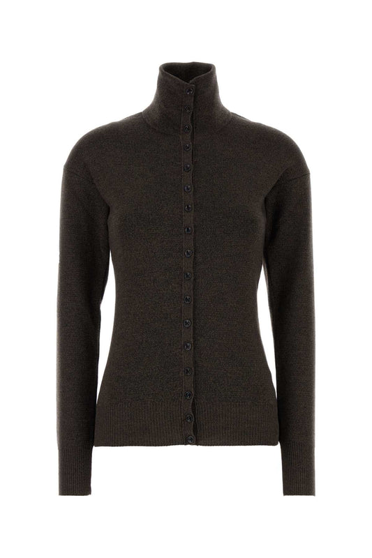 BUTTONED TOP KNITWEARS