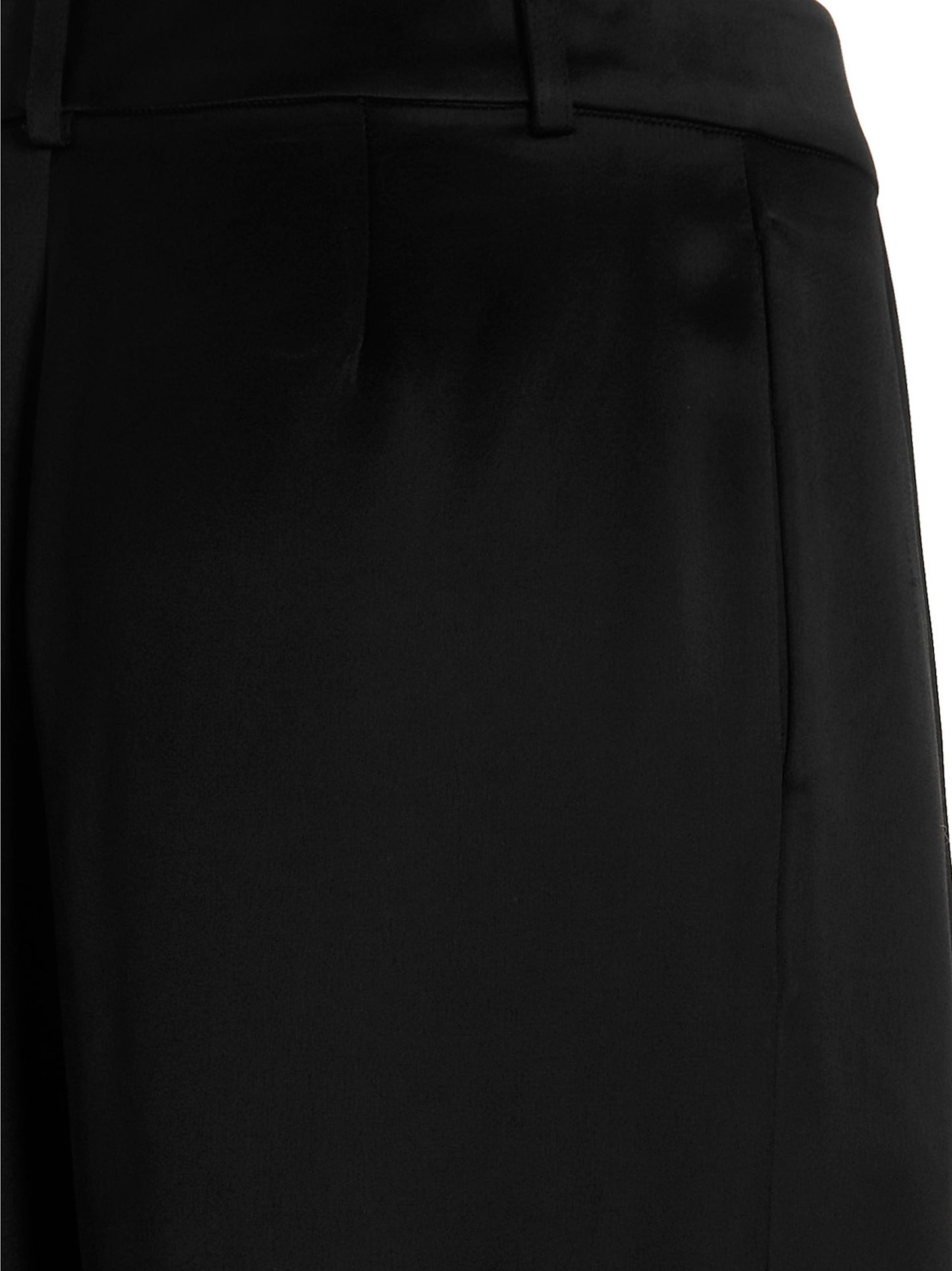 Pants with front pleats Pants