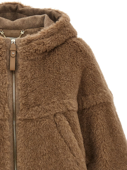 'Petalo4' cape Capes