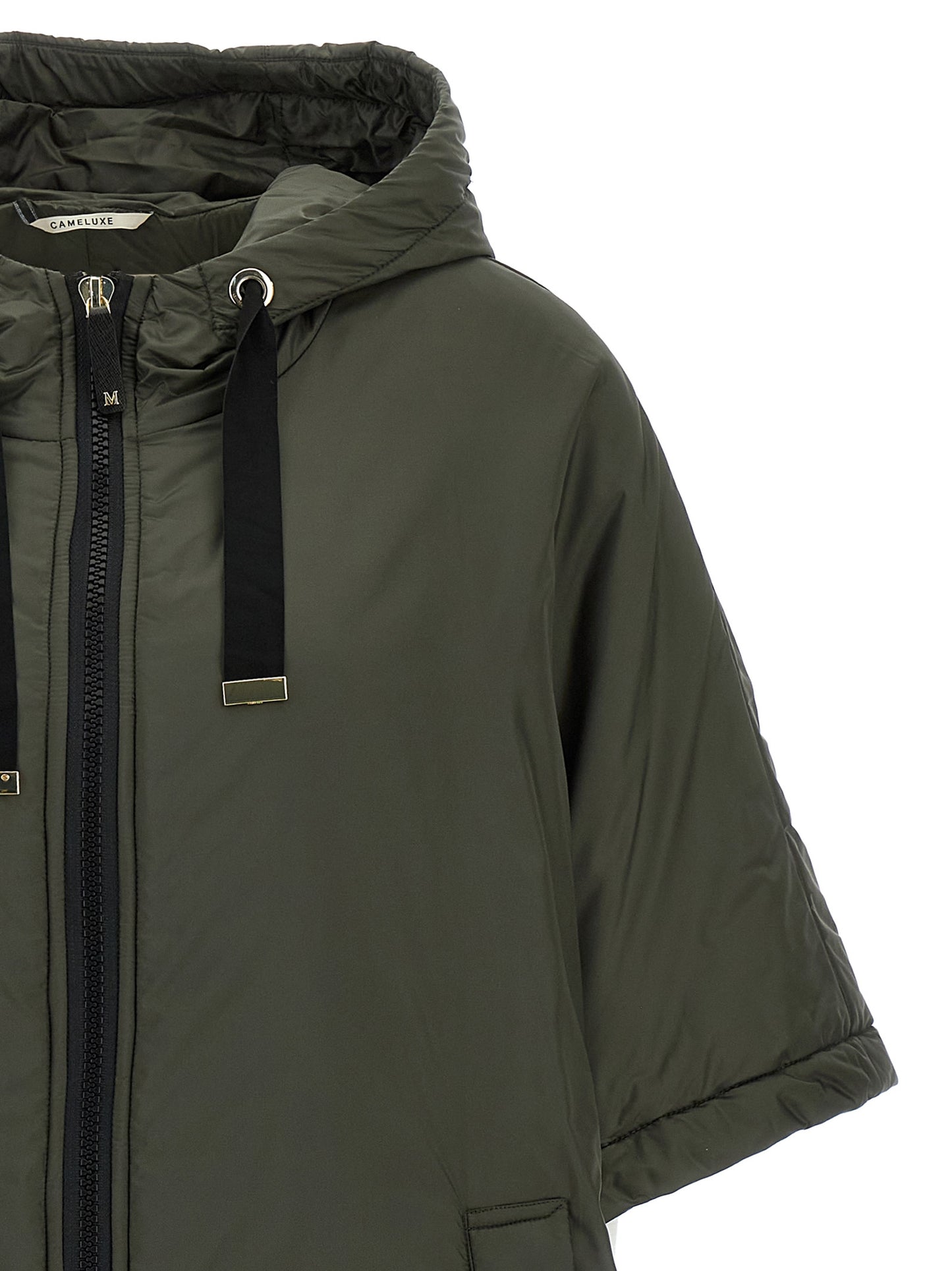 'Greenci' cape Capes