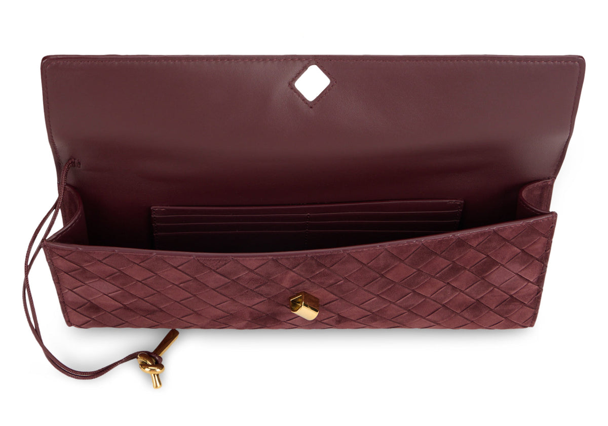 Clutch Let's go in suede BAGS