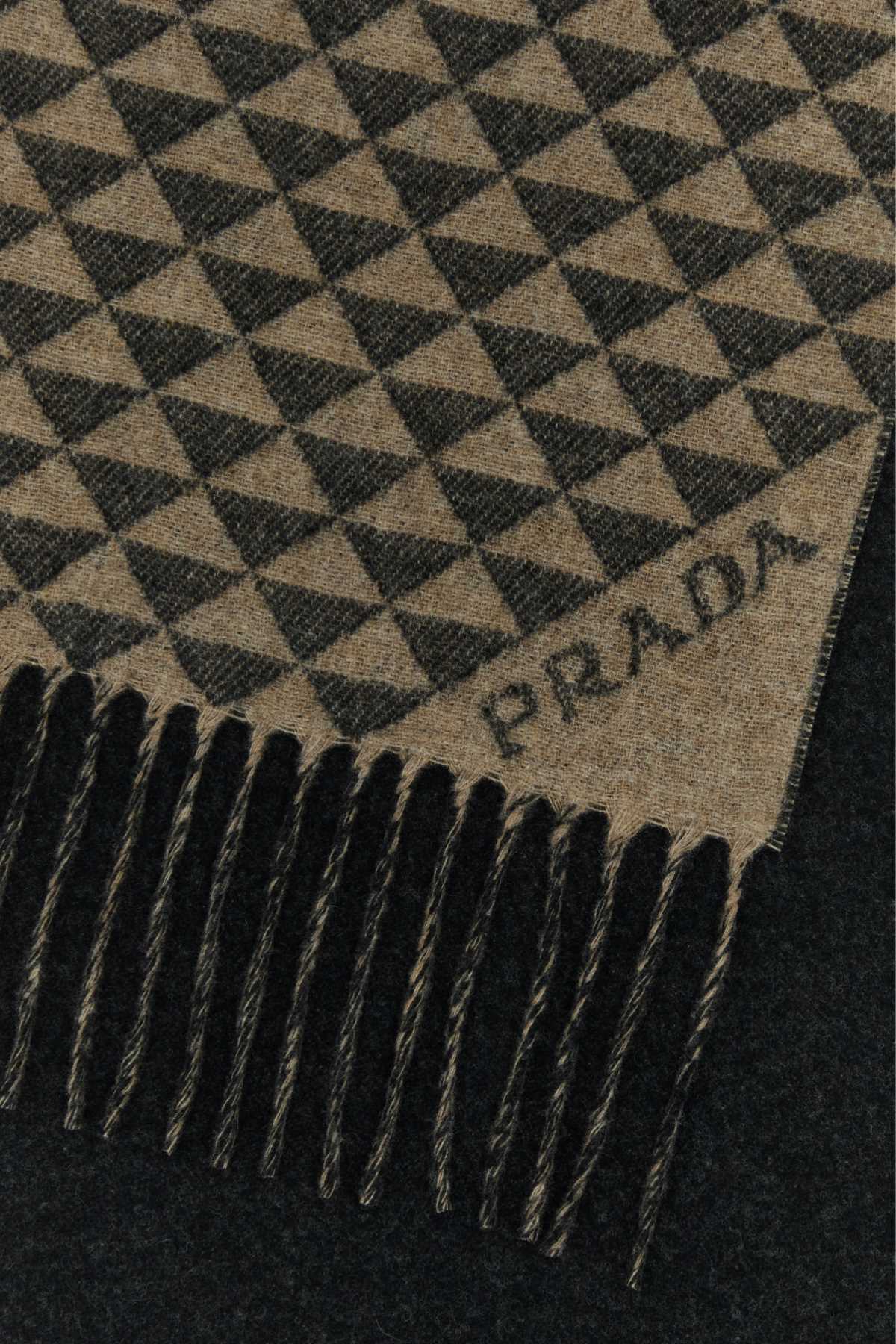 PRADA 2FS0562CONF03VB