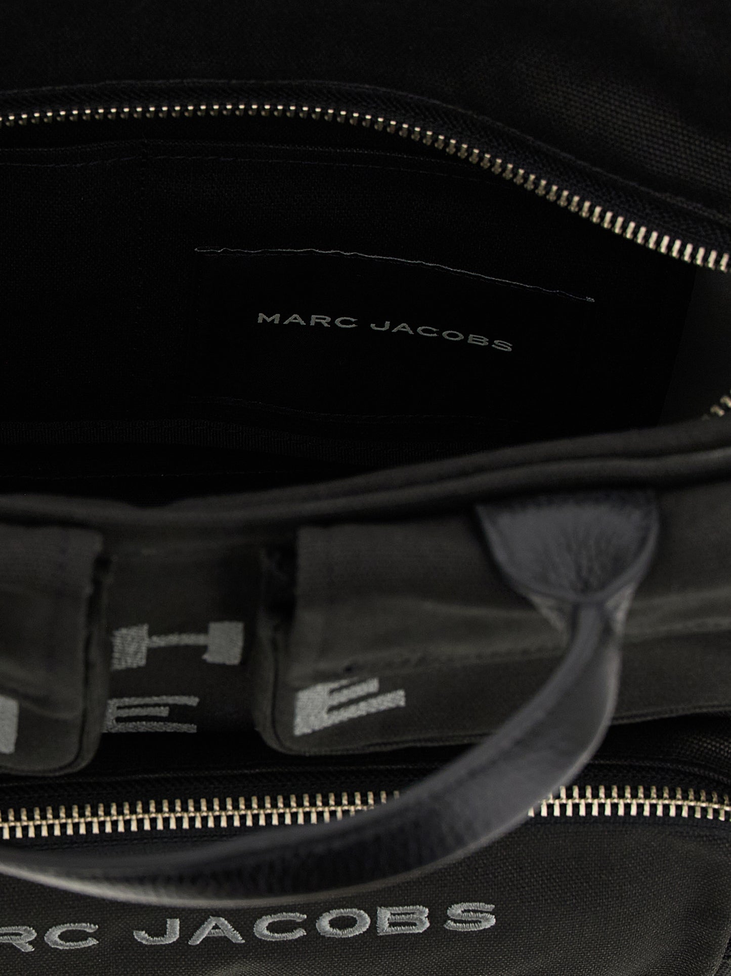 'The Cargo Canvas Medium Tote' handbag Hand bags