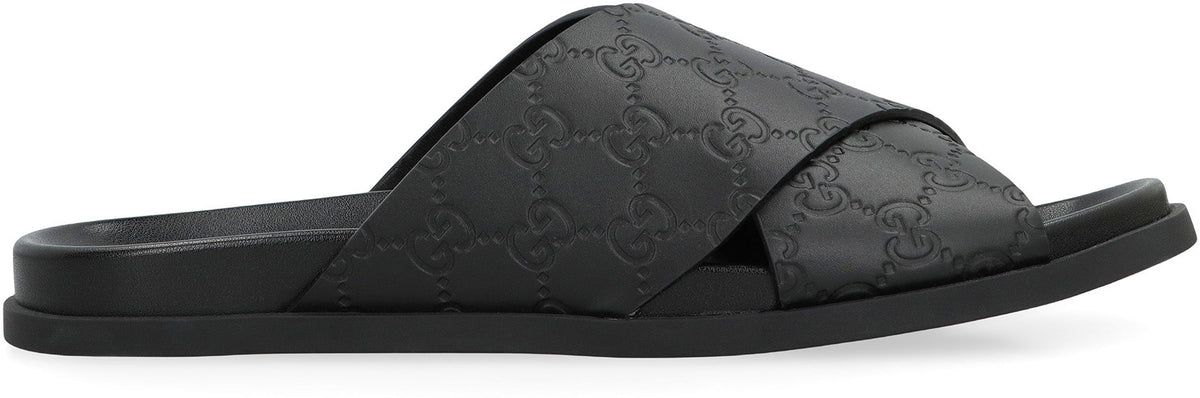 Slides in leather RTW