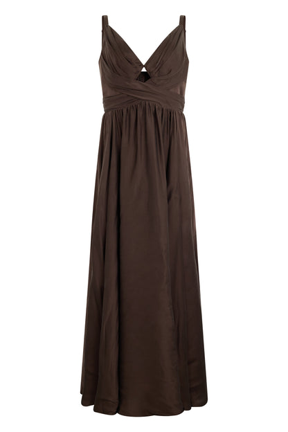 Long dress with neckline RTW