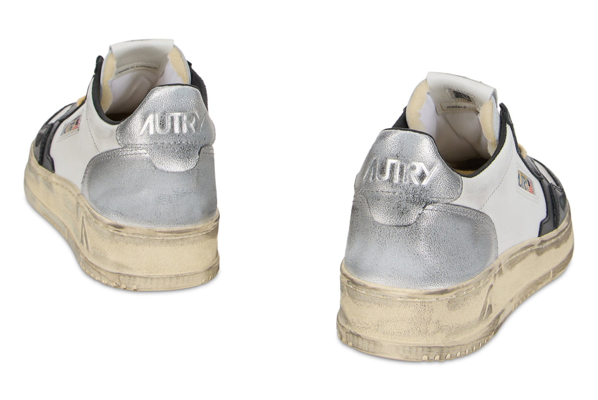 Sneakers with high sole SHOES