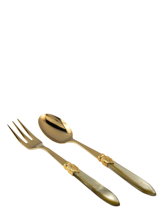 Set to serve 'Laura' Kitchen kits and utensils