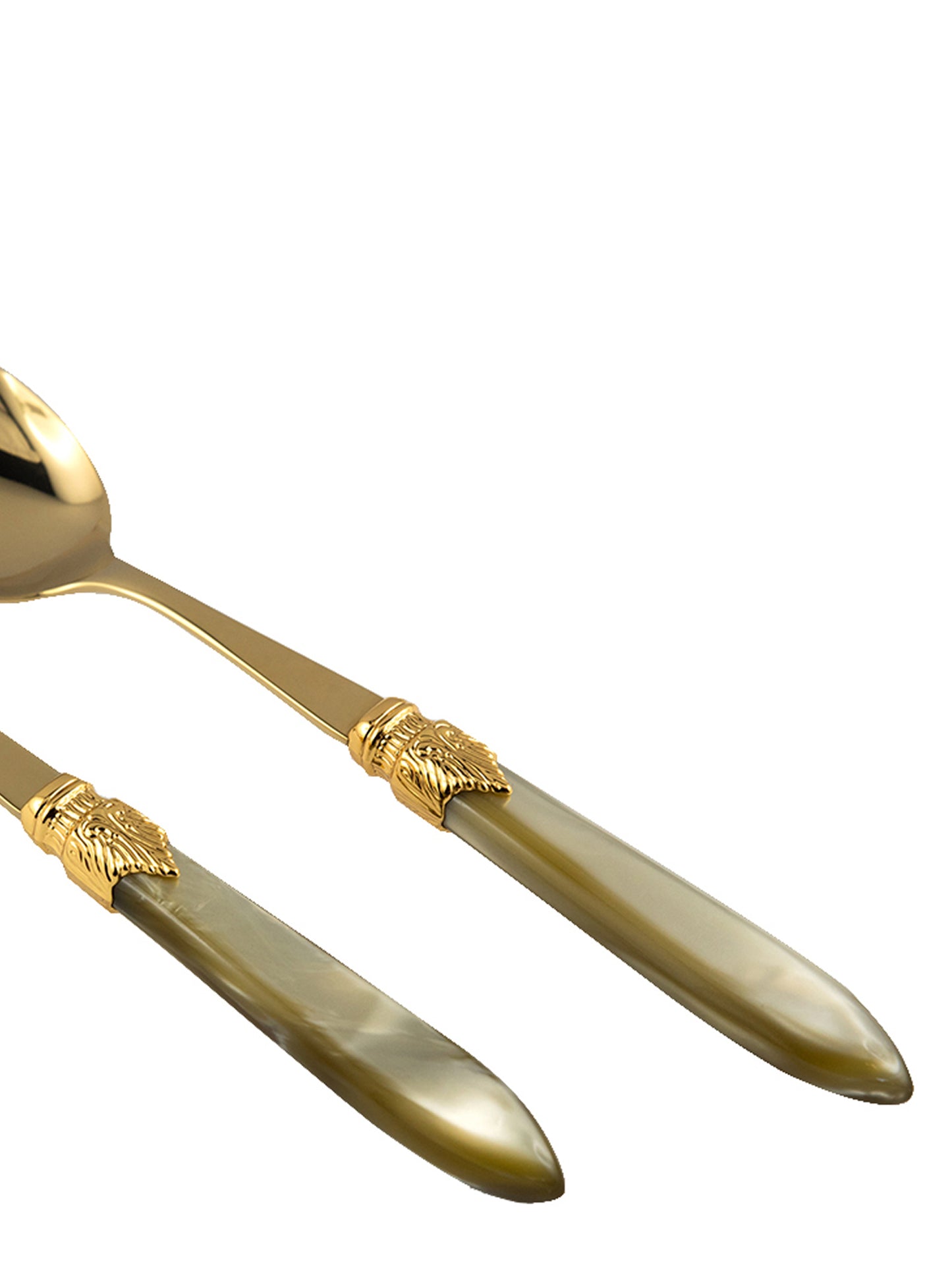Set to serve 'Laura' Kitchen kits and utensils