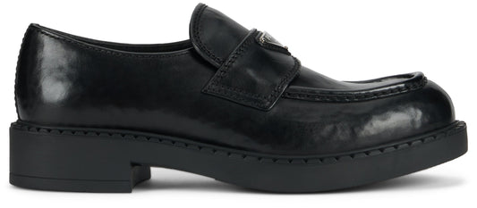 Slip-on shoes in leather SHOES