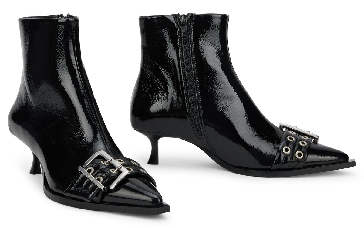 Ankle boot with heel SHOES