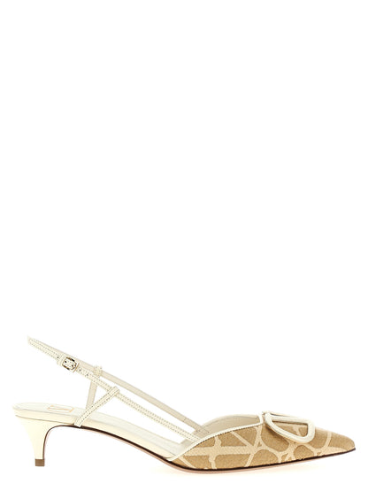 Valentino Garavani 'VLogo Signature' slingbacks Pumps