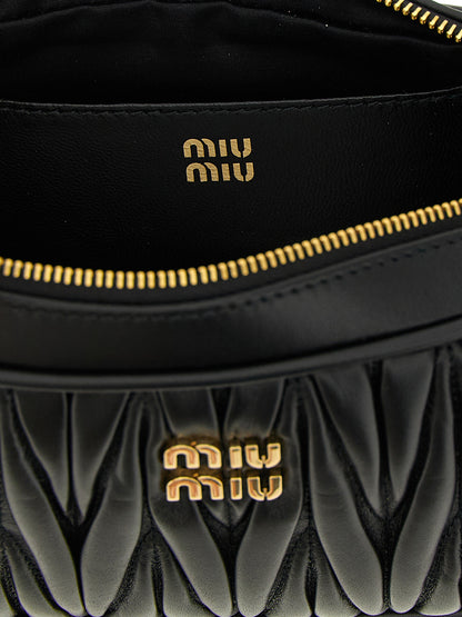 Matelassé nappa pouch Clutch