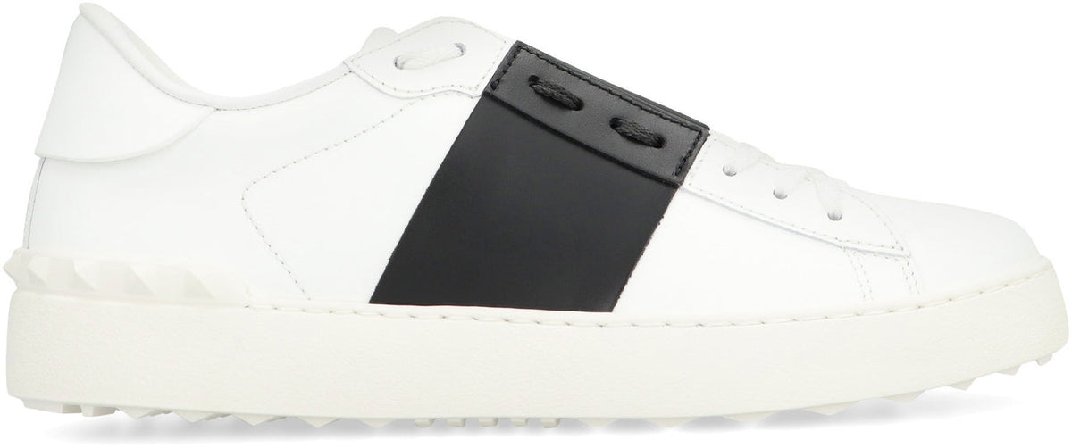 Valentino Garavani Low sneakers Open in leather