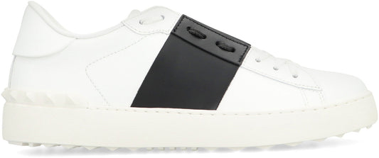 Valentino Garavani Low sneakers Open in leather