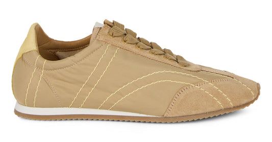 Sneakers with contrasting sole SHOES