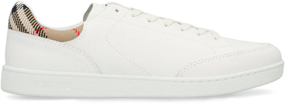 Burberry Sneakers set in leather