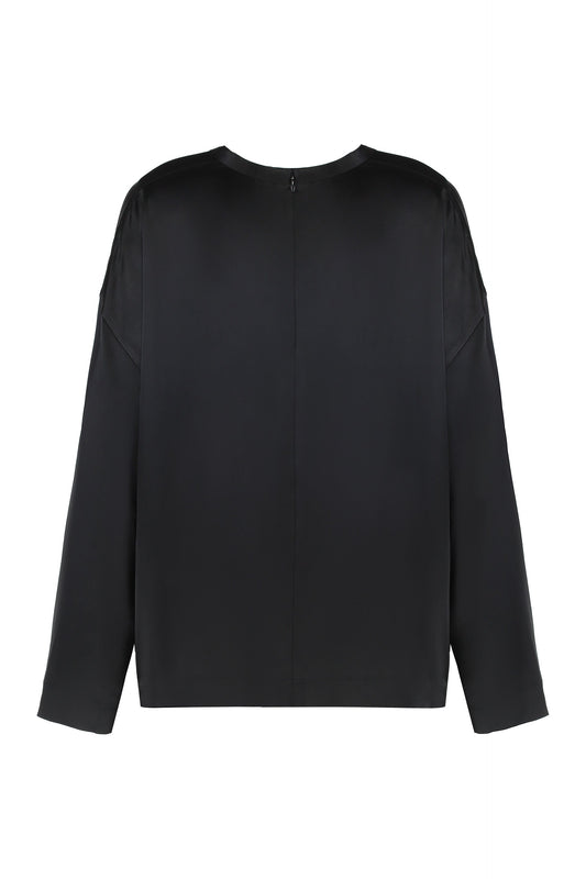 Square top in black satin RTW