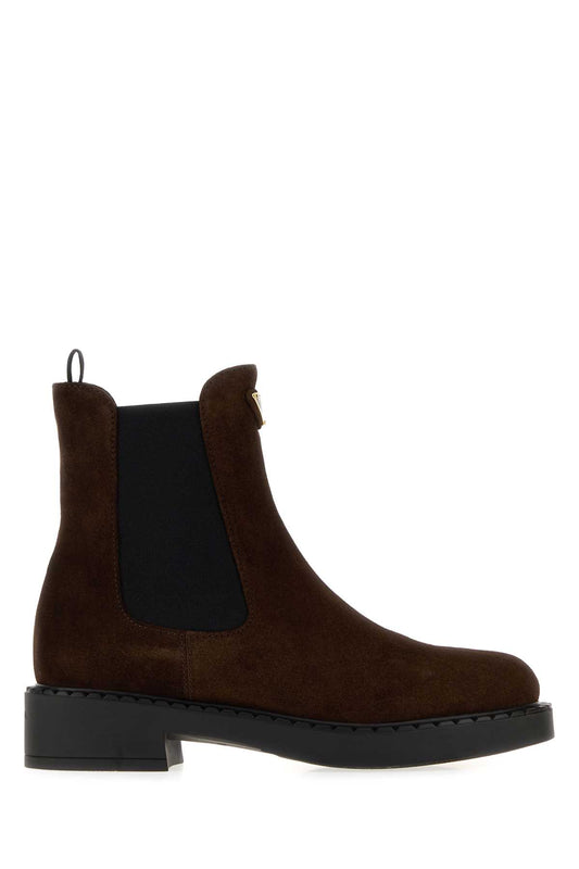 CHOCOLATE BOOTS