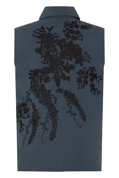 Sleeveless shirt with embroidery RTW