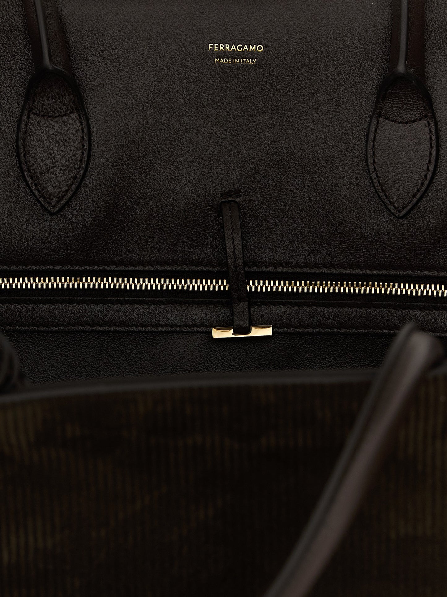 'Hug (L)' handbag Hand bags