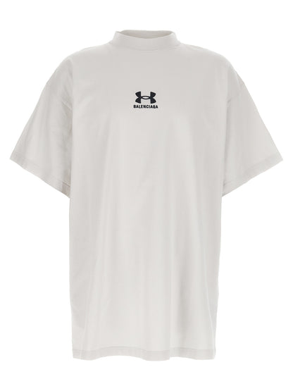 T-shirt x Under Armour® T-shirt