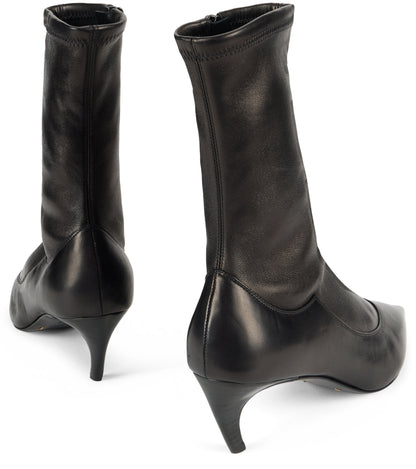 Boots in leather SHOES