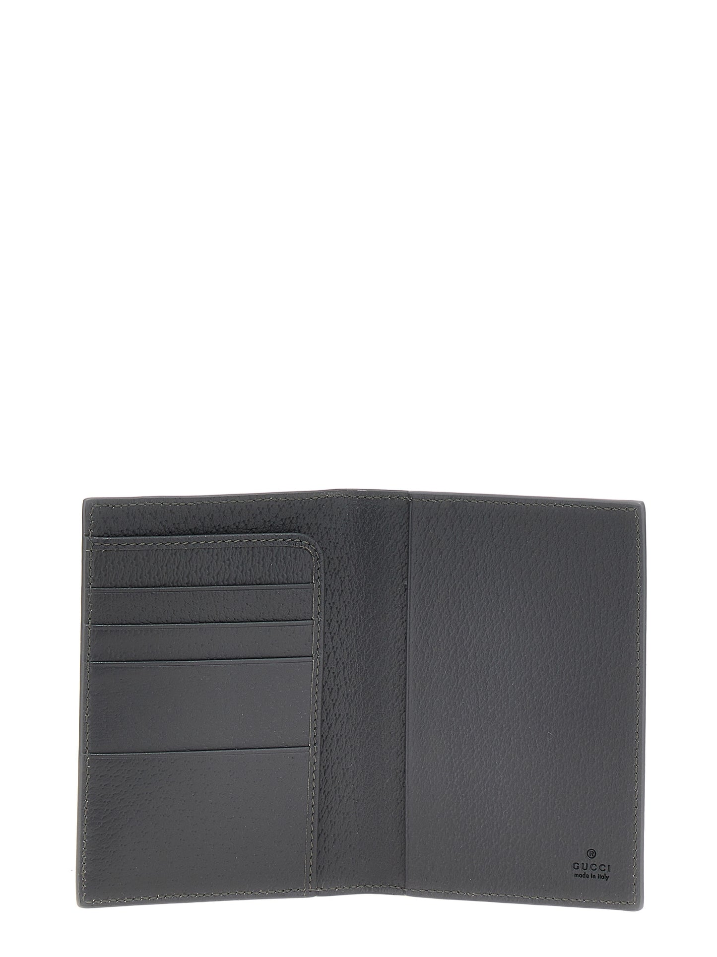 'GG' passport holder Lifestyle