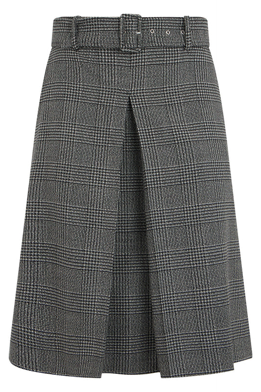 I’m going to kneel in wool RTW