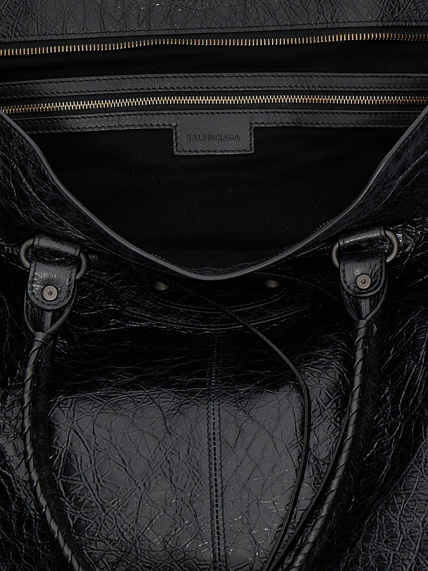 'Le City' travel bag Lifestyle