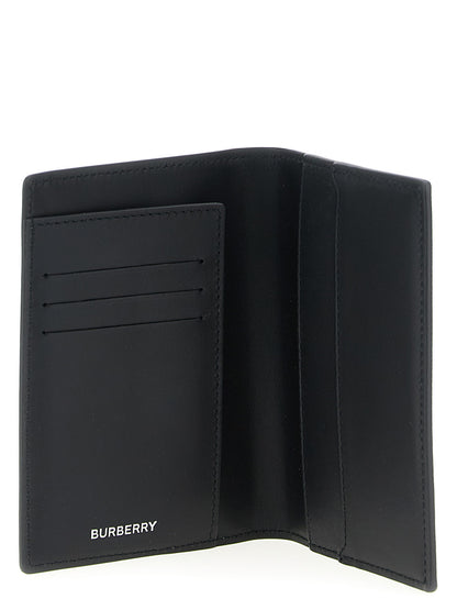 'MS' passport holder Lifestyle