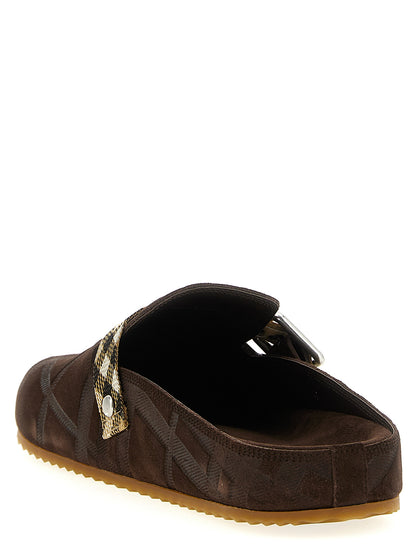 'Urchin' sabots Flat shoes