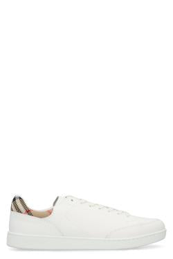 Burberry Sneakers set in leather