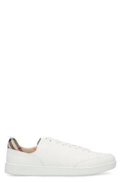 Burberry Sneakers set in leather