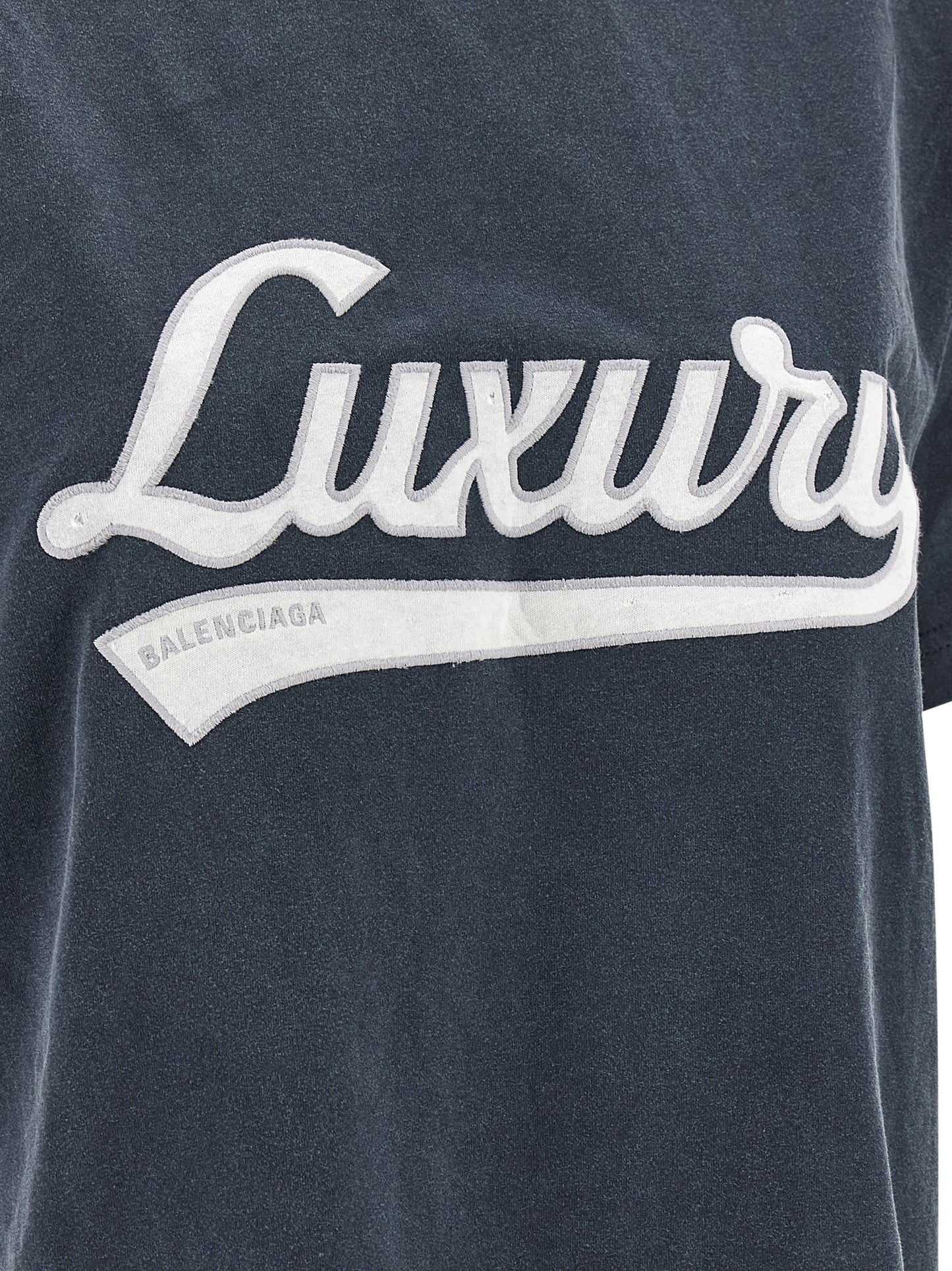 Embroidery t-shirt  T-shirt